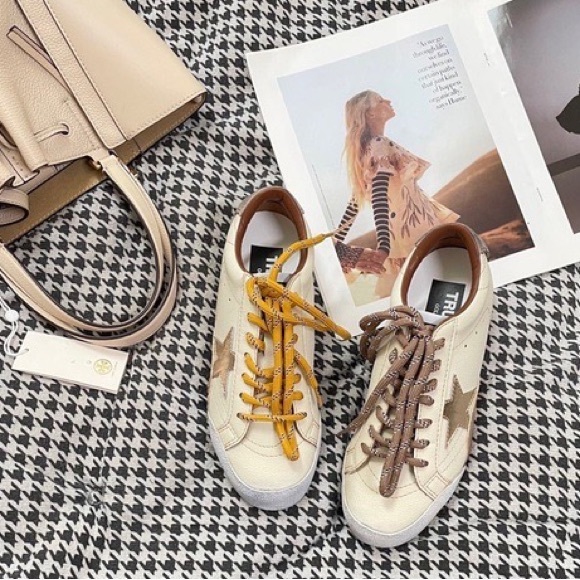 Golden Goose Premium Cream Trainers